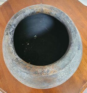 Cracked-Glaze-Ceramic-Pot-second-image