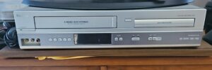 DVD-Player-VCR-Combo