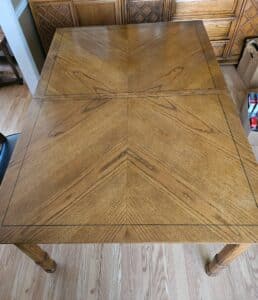 Dining-Room-table-with-set-of-chairs-second-image