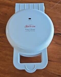 Easy-Clean-Waffle-Maker