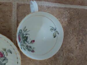 Floral-Teacup-and-Saucer-B-second-image