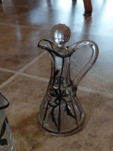 Glass-creamer-sugar-and-decanter-set-fifth-image