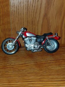 Harley-Davidson-Sportster-Toy-Motorcycle-second-image