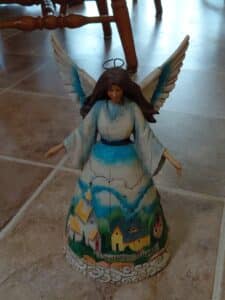 Heartwood-Creek-Angel-Figurine-Villages-and-Valleys