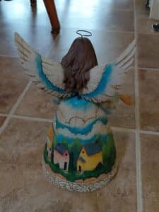 Heartwood-Creek-Angel-Figurine-Villages-and-Valleys-second-image