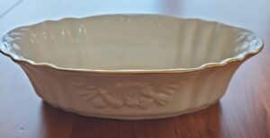 Lenox-China-Oval-Serving-Dish-with-Gold-Trim