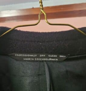 Mens-Wool-Cashmere-Blend-Overcoat-second-image