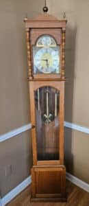 Oak-Tempus-Fugit-Grandfather-Clock