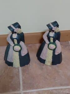 Pair-of-Metal-Women-Doorstops-third-image