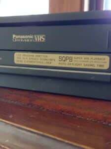 Panasonic-Omnivision-VHS-SQPB-PV-S-second-image