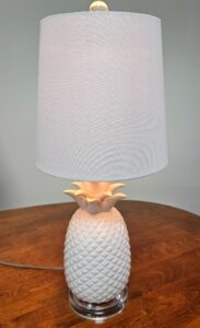 Pineapple-Ceramic-Table-Lamp-second-image