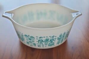 Pyrex-Butterprint-Casserole-in-diameter-dishes-set-of-third-image