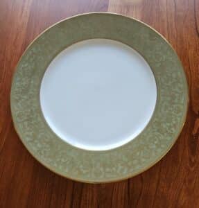 Sango-Versailles-Gravy-Boat-and-Saucers-Set-second-image