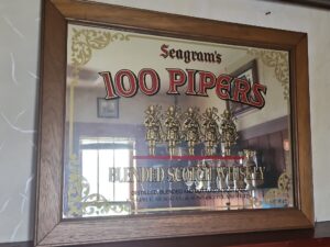 Seagrams-Pipers-Mirror