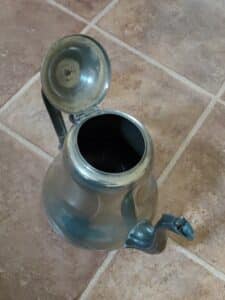 Silver-Plated-Teapot-third-image