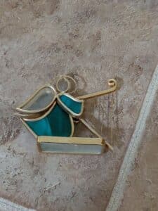 Stained-Glass-Angel-Harp-Figurine-fourth-image