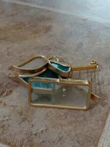 Stained-Glass-Angel-Harp-Figurine-third-image