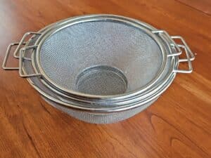 Stainless-Steel-Strainers-Set