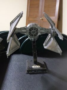 Star-Wars-TIE-Interceptor-Model-fifth-image