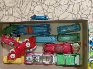 Vintage-Die-Cast-Toy-Cars-Lot