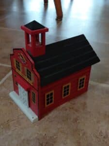 Vintage-Fisher-Price-Fire-Station-second-image