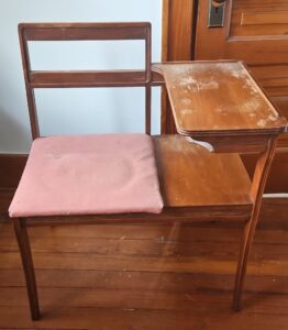 Vintage-Gossip-Bench