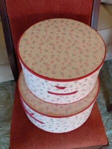 Vintage-Hat-Box-Set-second-image