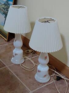 Vintage-Milk-Glass-Lamps