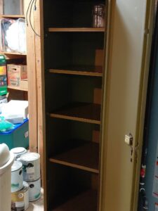 Vintage-Olive-Green-Metal-Locker-Cabinet-fifth-image