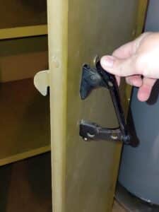 Vintage-Olive-Green-Metal-Locker-Cabinet-fourth-image