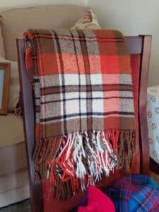 Vintage-Plaid-Wool-Blanket-with-Fringe