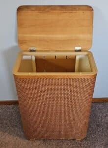 Vintage-Wicker-Laundry-Hamper-with-Wood-Lid