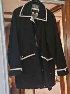 Womens-Black-and-white-piped-jacket