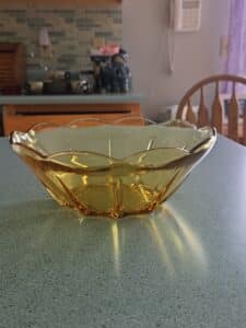 Anchor-Hocking-Amber-Glass-Scalloped-Bowl-second-image
