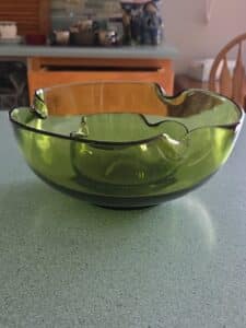Anchor-Hocking-Green-Chip-Dip-Bowl-Set-second-image