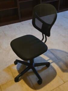 Armless-Mesh-Office-Chair
