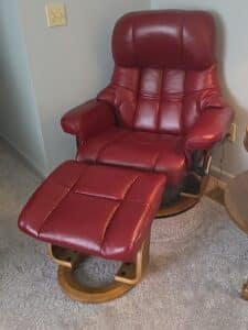 Benchmaster-Nicholas-II-Recliner-Ottoman