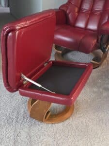 Benchmaster-Nicholas-II-Recliner-Ottoman-third-image