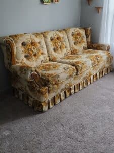 Broyhill-Granny-Chic-Floral-Sofa