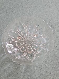 Clear-Glass-Starburst-Footed-Bowl-second-image