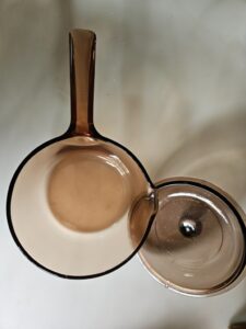 Corning-Visions-Amber-Glass-Saucepan-second-image
