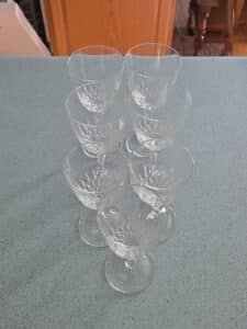 Cristal-DArques-Diamant-Wine-Glasses-Set-second-image
