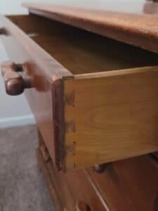 Cushman-Colonial-Creations-Dresser-with-Mirror-fifth-image