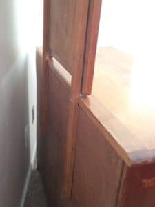 Cushman-Colonial-Creations-Dresser-with-Mirror-second-image