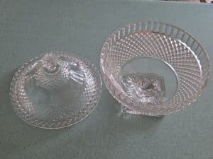 Cut-Crystal-Footed-Candy-Dish-with-Lid-third-image