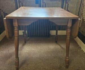 Drop-leaf-dining-table-fourth-image