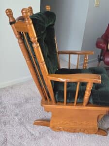 Dutchman-Furniture-Glider-Rocker-second-image