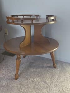 Ethan-Allen-Heirloom-Nutmeg-Maple-Two-Tiered-Accent-Table-third-image