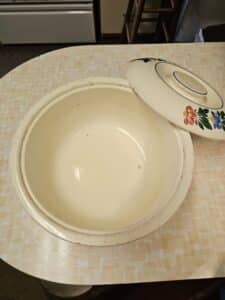 Floral-Casserole-Dish-second-image