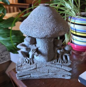 Frog-Mushroom-Fountain-Nozzle-Cover